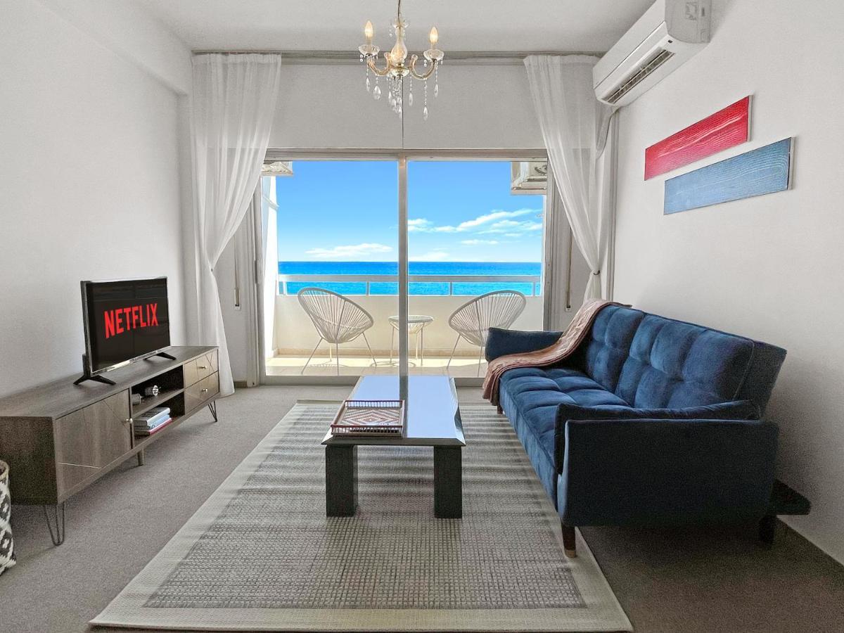2Br Seafront Apt In City Center With Community Pool ลาร์นาคา ภายนอก รูปภาพ